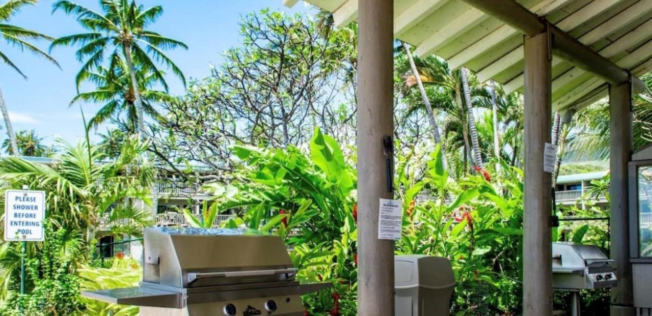 Molokai Island Retreat With Beautiful Ocean Views And Pool - Newly Remodeled! Apartment Ualapue Bagian luar foto