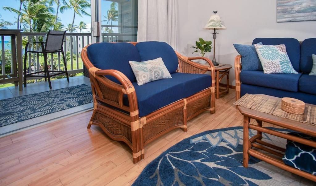 Molokai Island Retreat With Beautiful Ocean Views And Pool - Newly Remodeled! Apartment Ualapue Bagian luar foto
